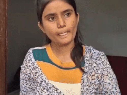 जानकारी देते बेटी हेमा।