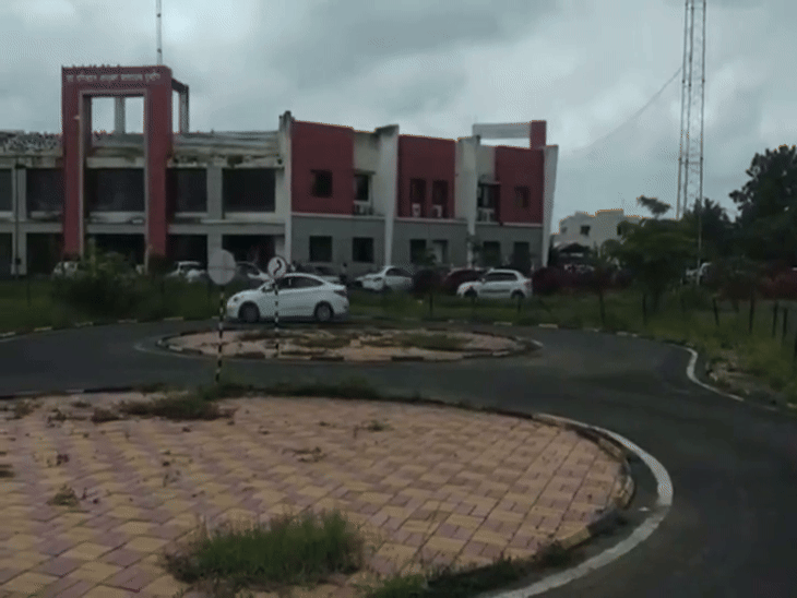 Bharath Rto RTO collected 7 lakh rupees from Bharat Series participants