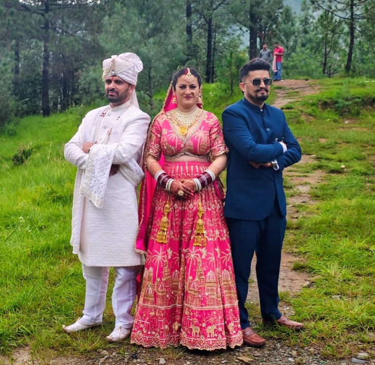 Shillai's two brothers Pradeep Negi (left) and Kapil Negi (right) are married to Sunita Chauhan (in between).