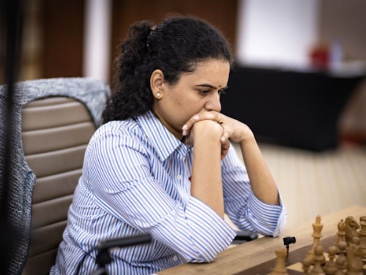 Koneru Hampi ahead of Chinese player 1-0 in the quarter-finals. - Dainik Bhaskar