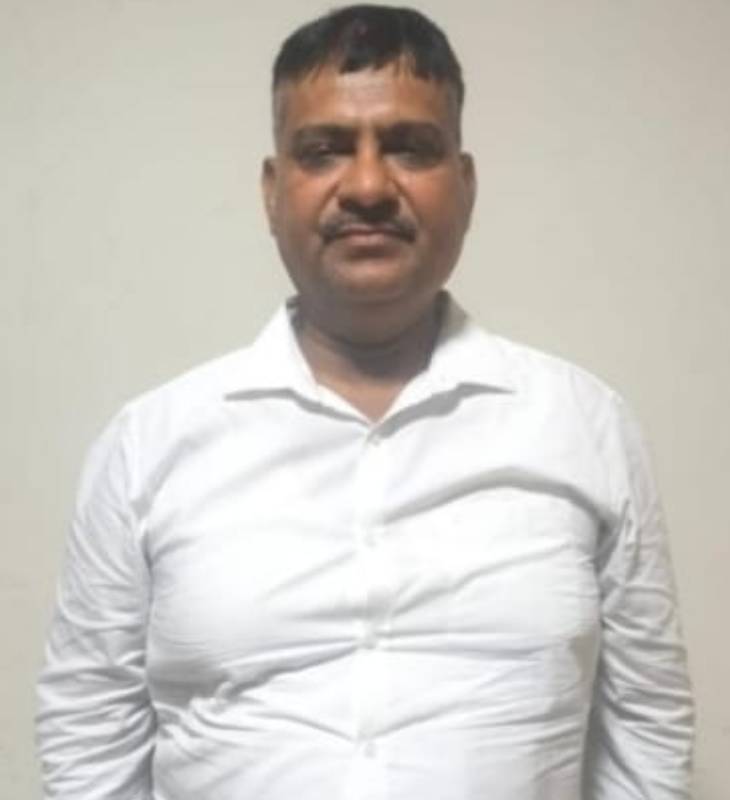 छांगूरचा जवळचा सहकारी करोडपती बाबूला एटीएसने अटक केली: राजेश उपाध्याय बलरामपूर कोर्टात तैनात, लखनौ ते पुण्यापर्यंत मालमत्ता छांगूरचा जवळचा सहकारी करोडपती बाबूला एटीएसने अटक केली: राजेश उपाध्याय बलरामपूर कोर्टात तैनात, लखनौ ते पुण्यापर्यंत मालमत्ता