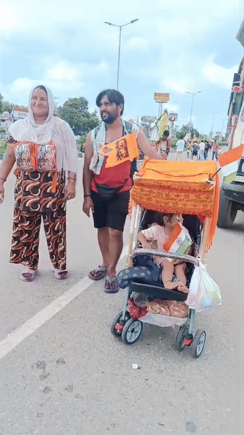 प्रीति ने मन्नत मांगी थी कि शादी के बाद वह अपने पति के साथ कांवड़ लेकर आएंगी