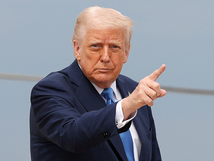 US President Donald Trump has completed 6 months of his second term. He took oath of office on 20 January. - Dainik Bhaskar