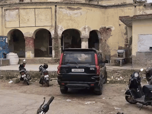 सिरसा नगर परिषद की पुरानी बिल्डिंग, जिस जगह का नई बिल्डिंग बनाने के लिए नक्शा पास हुआ है।