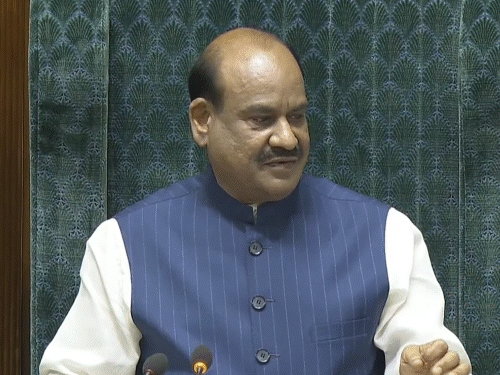 On the first day of the monsoon session, the opposition raised slogans in both houses of Parliament. - Dainik Bhaskar