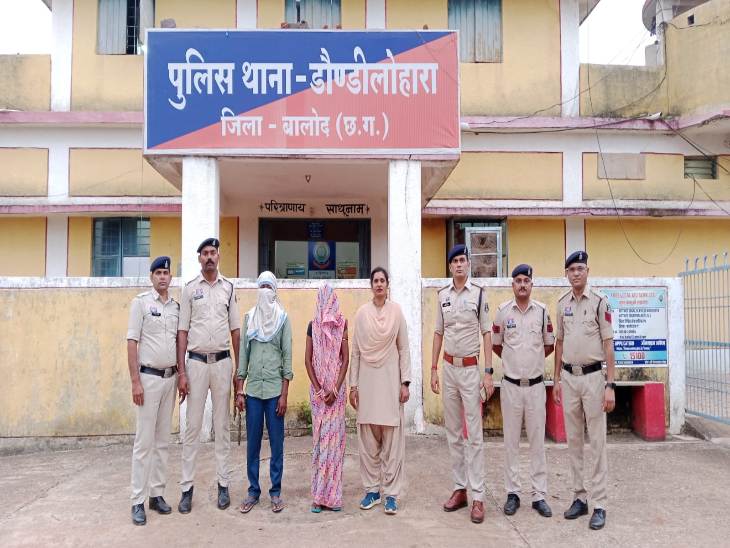 पुलिस ने आरोपी बहू और उसके प्रेमी को गिरफ्तार कर लिया है।