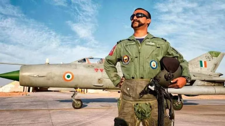 विंग कमांडर अभिनंदन को 2019 को स्वतंत्रता दिवस के मौके पर वीर चक्र से नवाजा गया था।