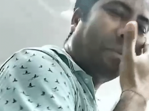 There is a picture of SBI service manager Ashish Walkar. He is seen talking to the person making the video.