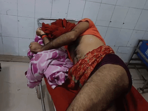 सिविल अस्पताल में रखवाया मृतक नंदलाल का शव। - Dainik Bhaskar