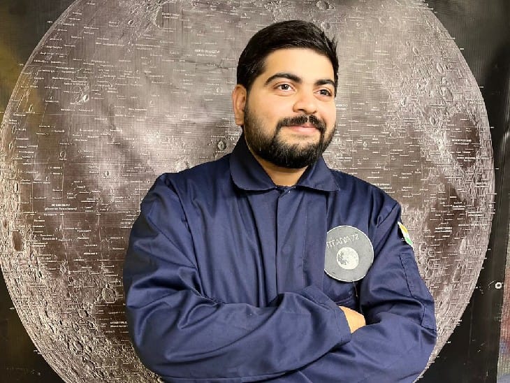 राजशेखर इस समय UK में स्पेस में जाने की ट्रेनिंग ले रहे हैं।