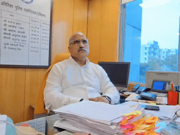 विशेष पुलिस महानिदेशक (प्रशिक्षण) राजाबाबू सिंह।
