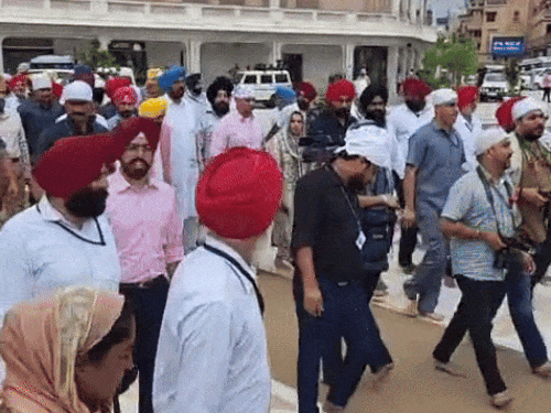 Last Mangwal CM Mann also visited Golden Temple.
