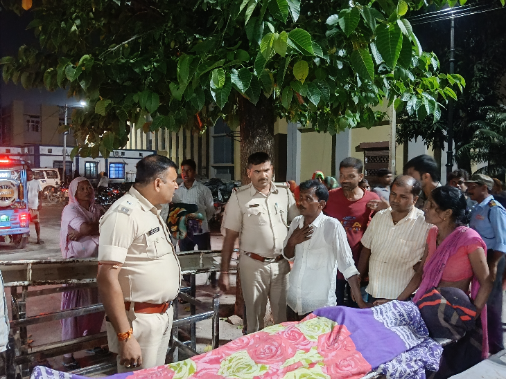 मौत की सूचना पर पुलिस अस्पताल पहुंची।