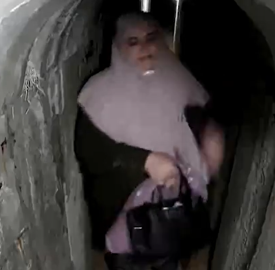 In the IDF video, Samar Abu Zamar had a bag of Rs 28 lakh in his hand.