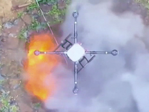The Thai army on Thursday attacked a Cambodian weapon depot near the Preh Vihier Temple. The video has been released by the Royal Thai Army.