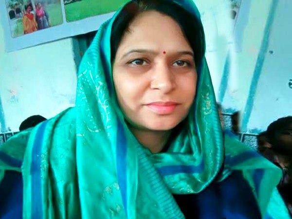 सुनीता सहरावत सरकारी स्कूल की टीचर थीं।