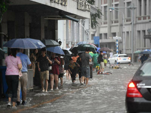 More than 19 thousand people were transported to safe places in Baoding, China.