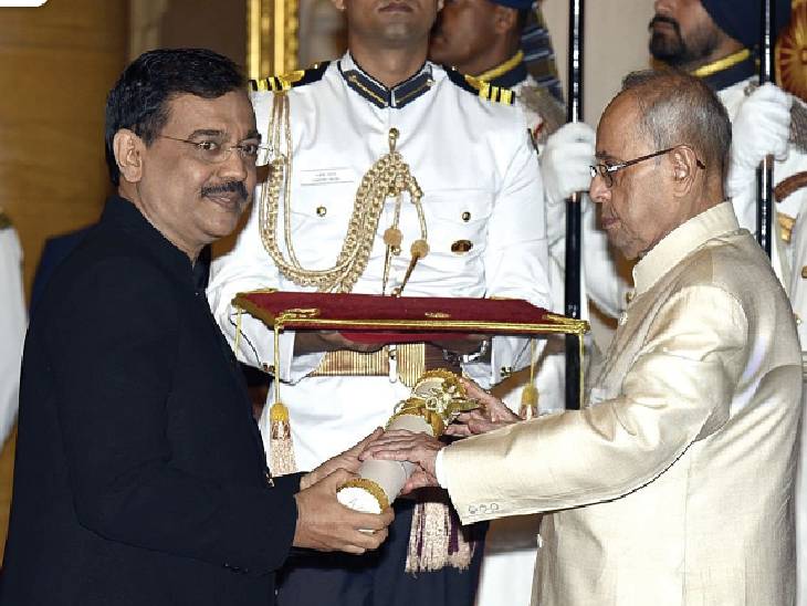 2016 में भारत सरकार ने उज्जवल निगम को पद्मश्री से सम्मानित किया। प्रेक्टिस करते हुए यह अवॉर्ड पाने वाले वे पहले एडवोकेट हैं।