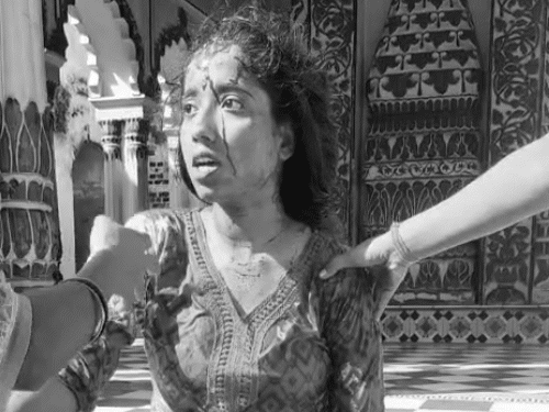 The picture is of a student injured by being shot. The injured student was rushed to the district hospital, where after seeing the condition critical after first aid, the doctors referred her to the medical college Saifai.