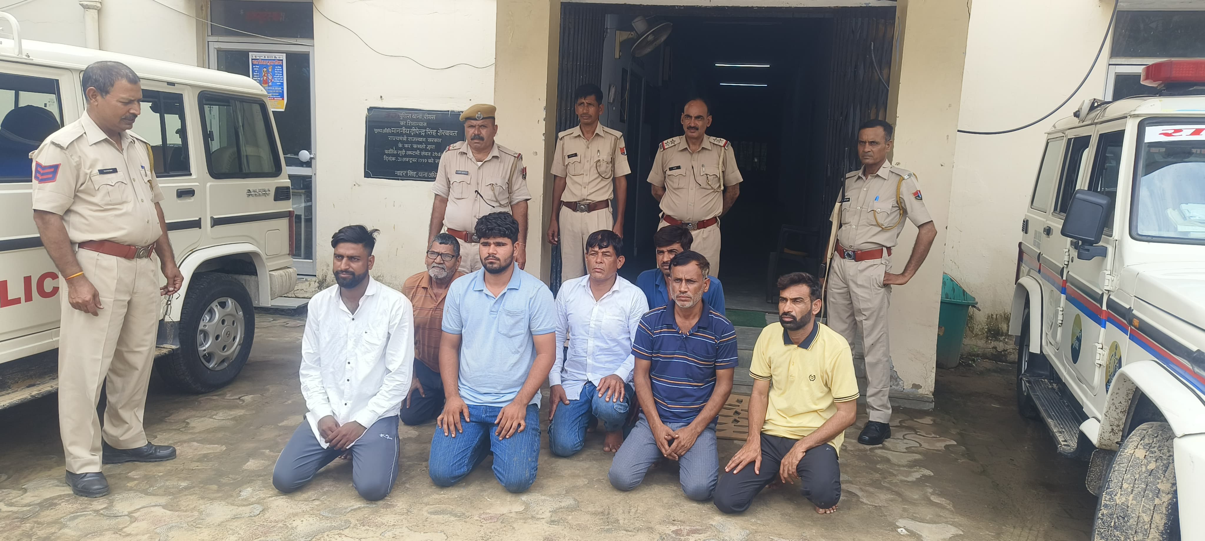 भास्कर ने पुलिस को ठगी से जुड़े सभी वीडियो और गैंग के फोटो उपलब्ध कराए, जिसके बाद पुलिस ने दबिश देकर ठगों को पकड़ लिया।