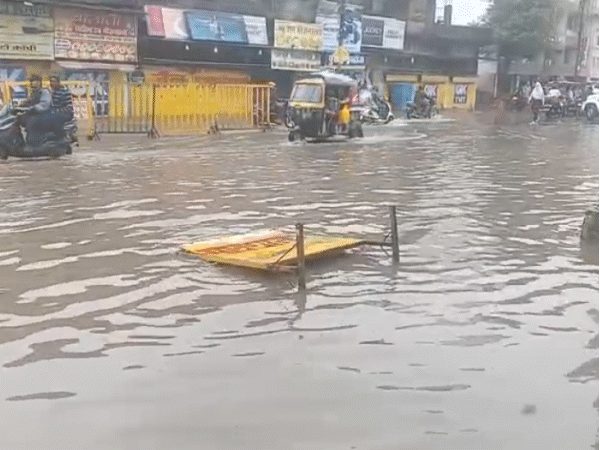पिछले सप्ताह भोपाल समेत प्रदेश के कई जिलों में तेज बारिश का दौर चला। इस वजह से जलभराव के हालात भी रहे।