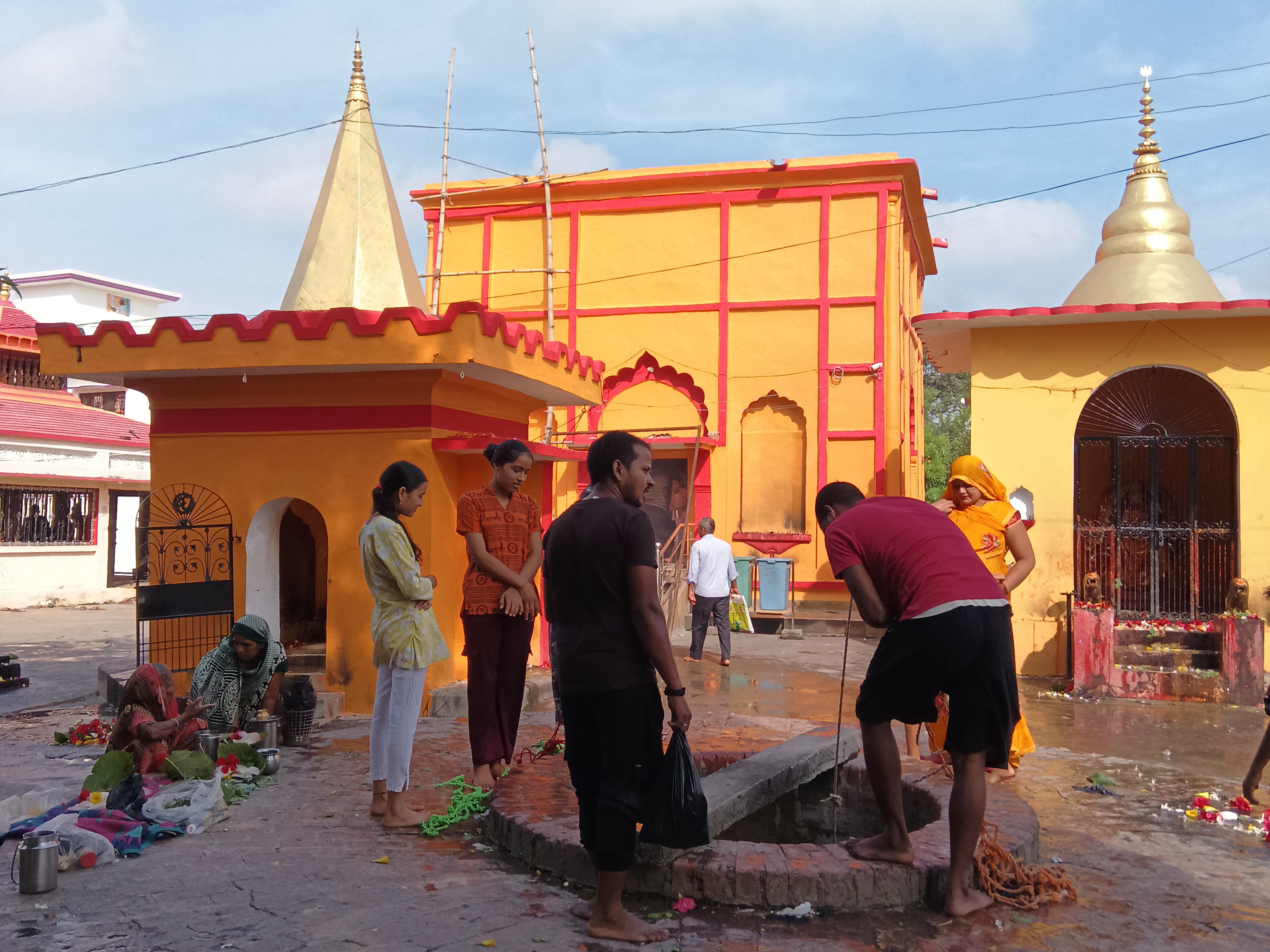 Barkhandi In Sawan, devotees thronged Baba Barkhandi Nath temple | सावन में बाबा ...