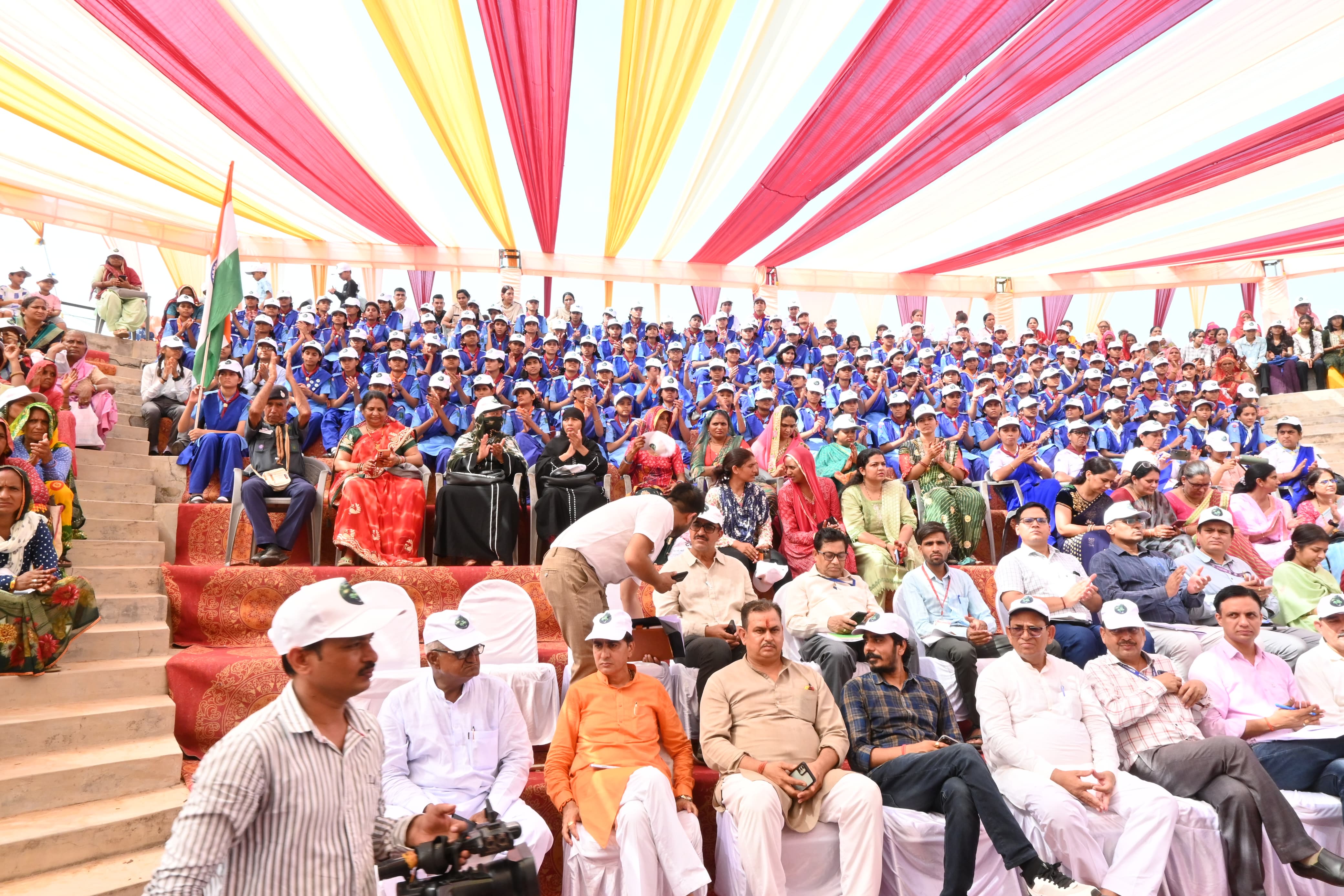 हरियाली तीज पर झुंझुनूं में पर्यावरण और संस्कृति का अद्भुत