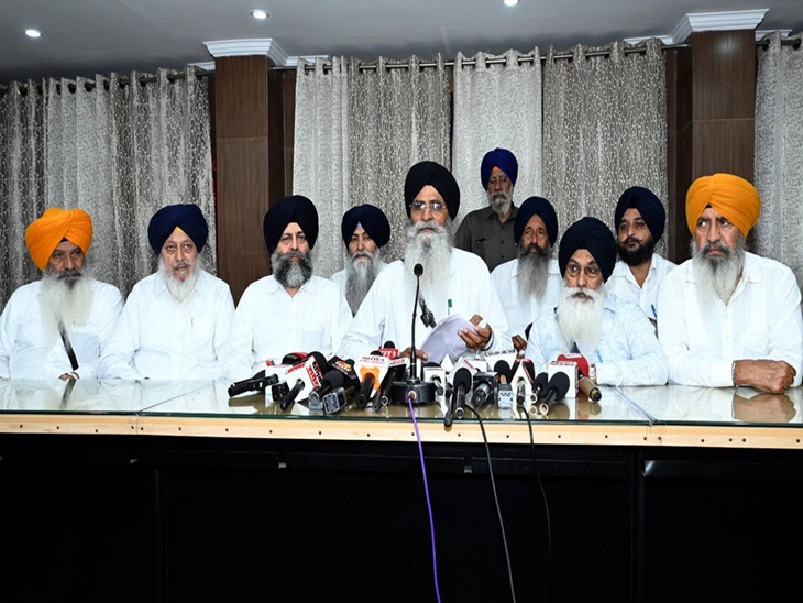 SGPC President talking to media.