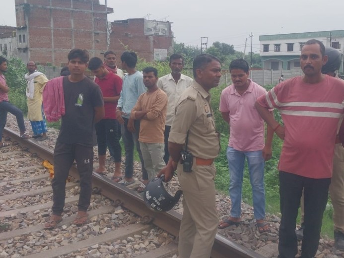 An old man died after being hit by a train