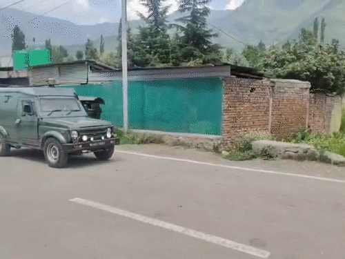 The deployment of security forces has been increased in the encounter area Lidwas.