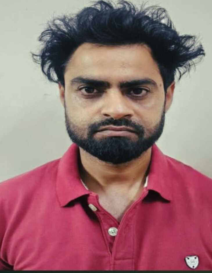 आरोपी दीपक की फाइल फोटो, उसे दिल्ली से गिरफ्तार कर लिया गया है।