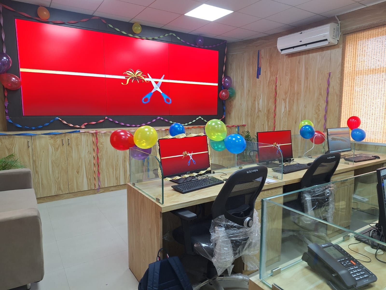 परिवहन भवन, जयपुर में VLTS कमांड एंड कंट्रोल सेंटर का उद्घाटन किया गया।
