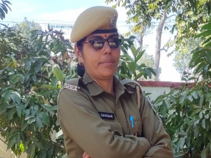 महिला होमगार्ड खाटूश्यामजी से ड्यूटी कर वापस सीकर आ रही थीं, इस दौरान मारपीट हुई।