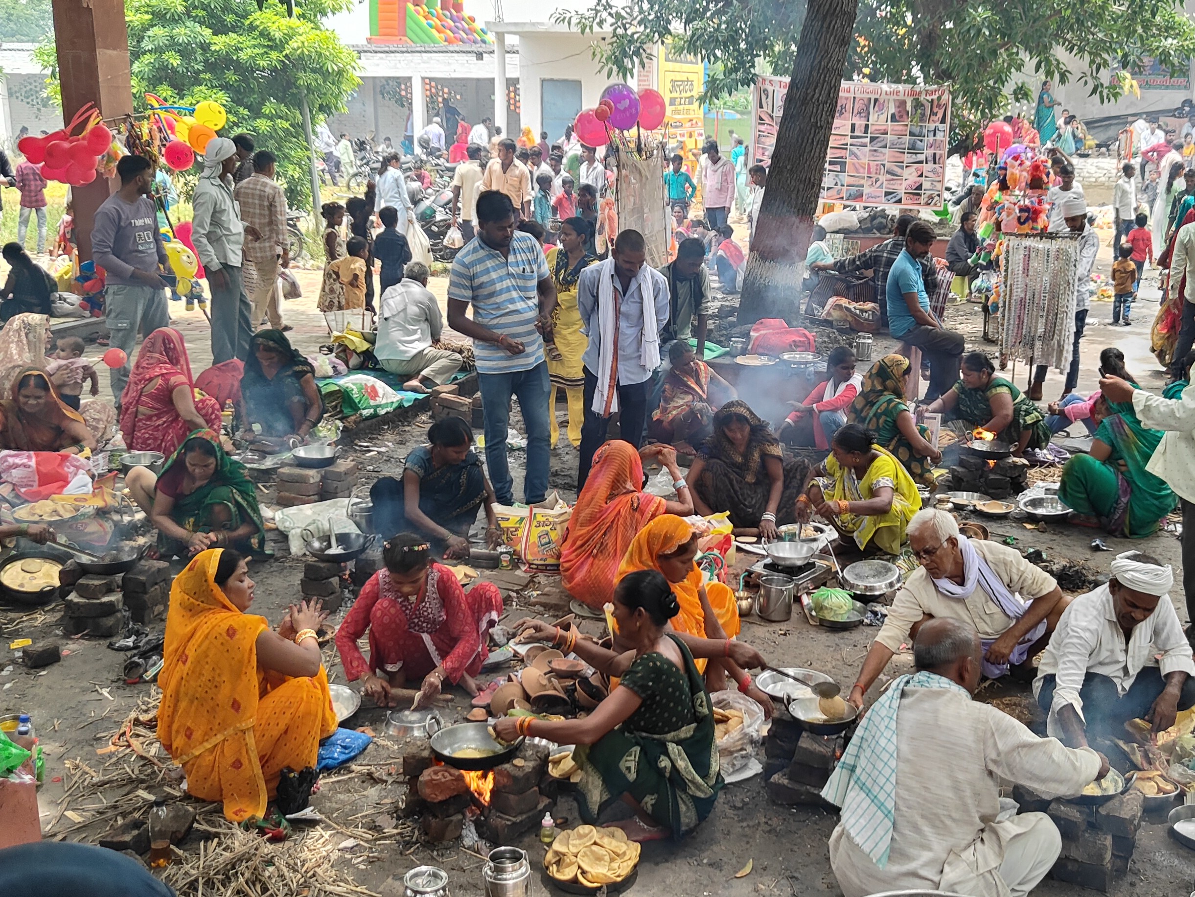 Crowd gathered at Maa Agwani temple on Nag Panchami | नाग पंचमी पर मां ...