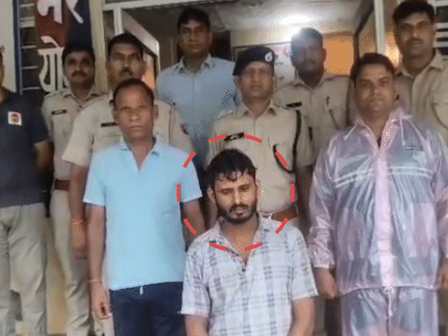 पुलिस ने मर्डर के आरोप में लोकेश सुमन को गिरफ्तार किया था।