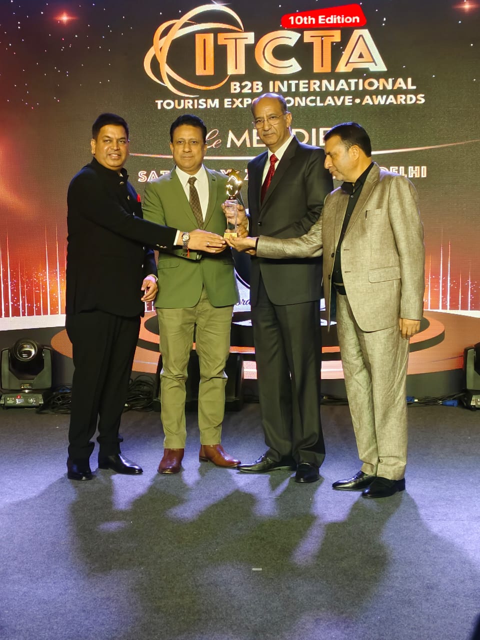 10वें अंतरराष्ट्रीय पर्यटन सम्मेलन एवं ट्रैवल अवार्ड समारोह के दौरान 'आई क्रिएटिव माइंड्स' द्वारा राजस्थान को प्रदान किया गया।