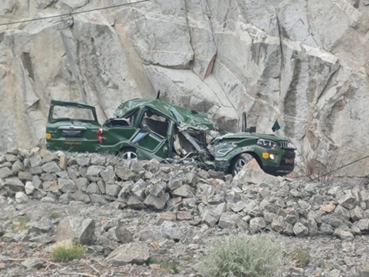 Army vehicle in Ladakh.