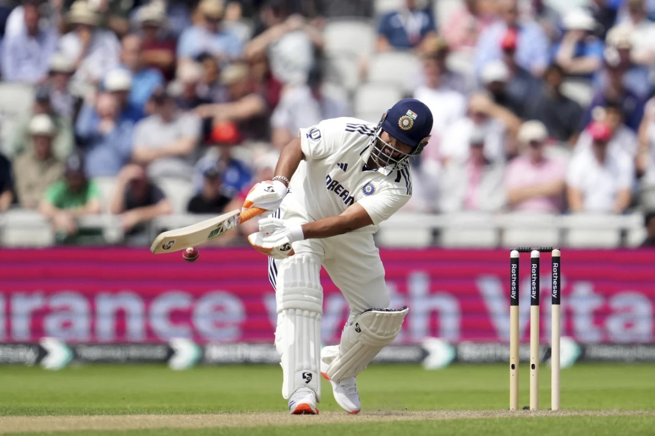 Rishabh Pant has gained one place in the ICC Test batting rankings. They have now reached number 7.
