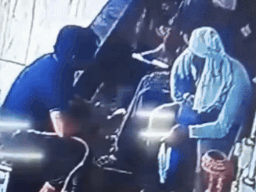 हार्टअटैक आने से पहले बात करता हुआ मृतक