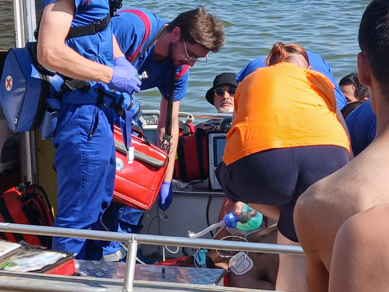 Moscow police rescuing Dhruv.