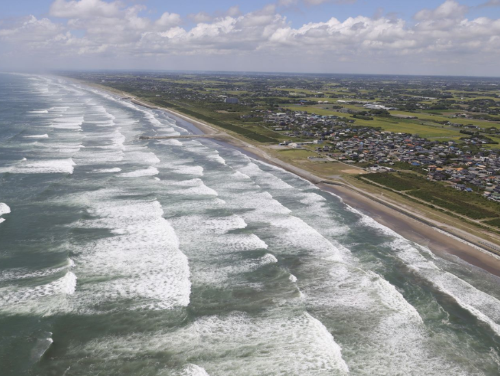 Waves were seen colliding on the Kujukuri coast in Sosa city of Chiba province of Japan.