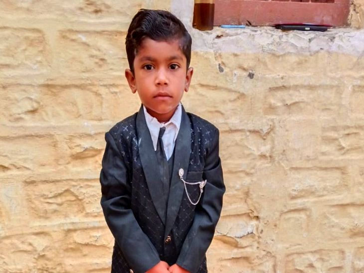 पहली कक्षा के स्टूडेंट अरबाज खान की हादसे में हुई मौत।