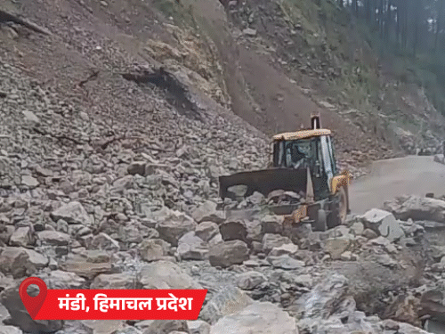 मंडी के पंडोह में बुधवार रात लैंडस्लाइड के कारण चंडीगढ़-मनाली फोरलेन बंद हो गया।