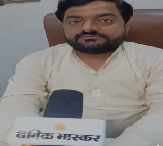 क्षेत्रीय पार्षद संजीव सिकरवार ने कहा बारिश के सीजन के बाद जहां-जहां सड़क धंसी है या जहां भी शिकायत है उन सभी जगह मरम्मत कराई जाएगी