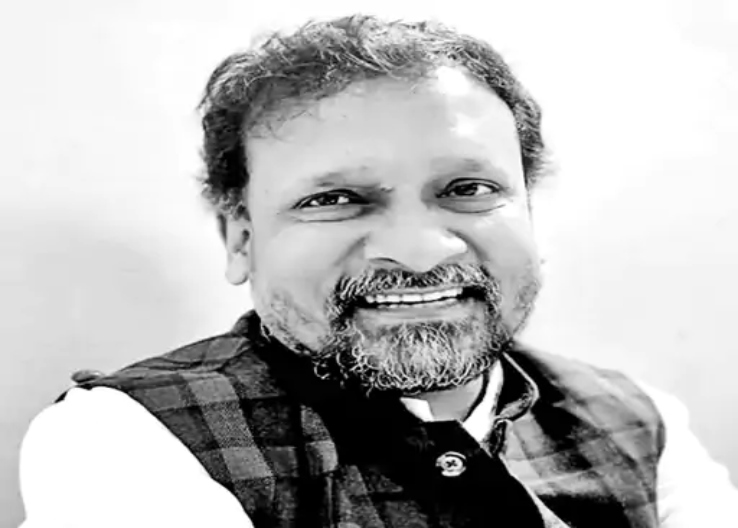वरिष्ठ पत्रकार आलोक पुतुल ने कहा कि छत्तीसगढ़ में 3 तरह के आदिवासी रहते हैं।