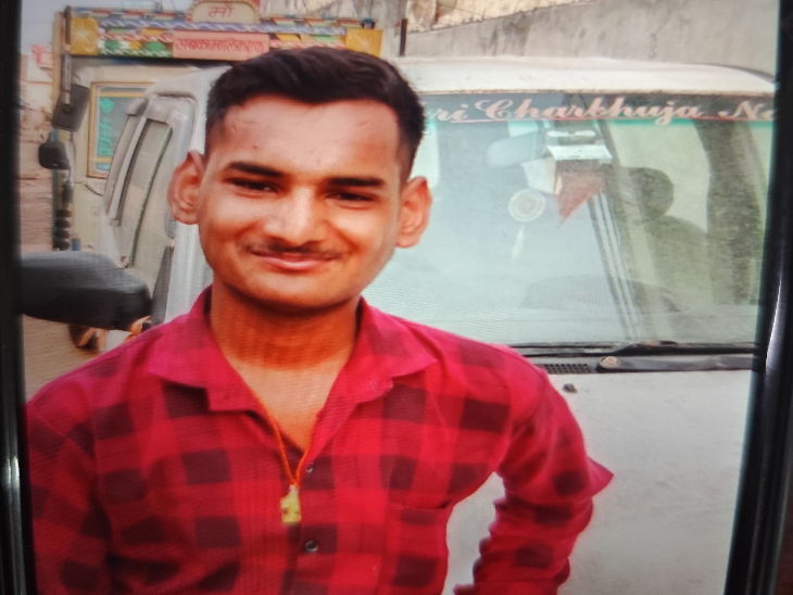 रोहित आंवली रोझड़ी का रहने वाला था।