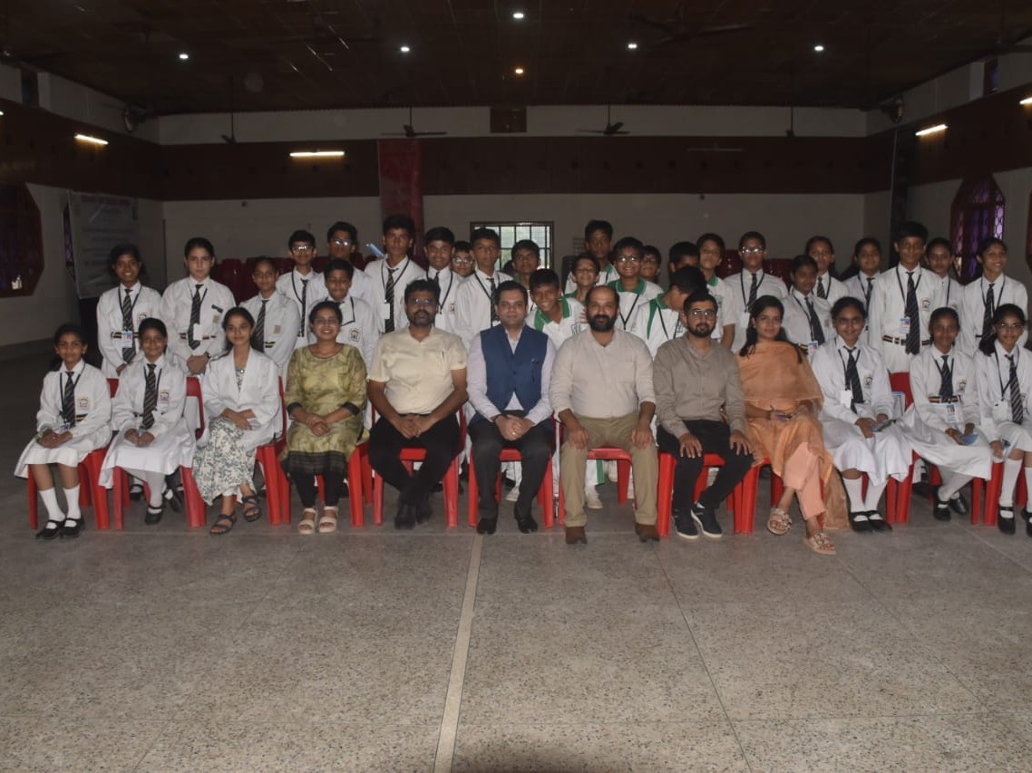 लखनऊ के मॉन्टफोर्ट इंटर कॉलेज में एलुमनी एसोसिएशन द्वारा 31 जुलाई से 1 अगस्त 2025 तक दो दिवसीय हेल्थ एंड वेलनेस कैंप का आयोजन किया गया।