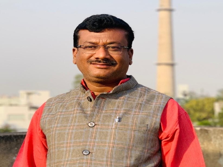 कांग्रेस प्रवक्ता धनंजय ठाकुर ।