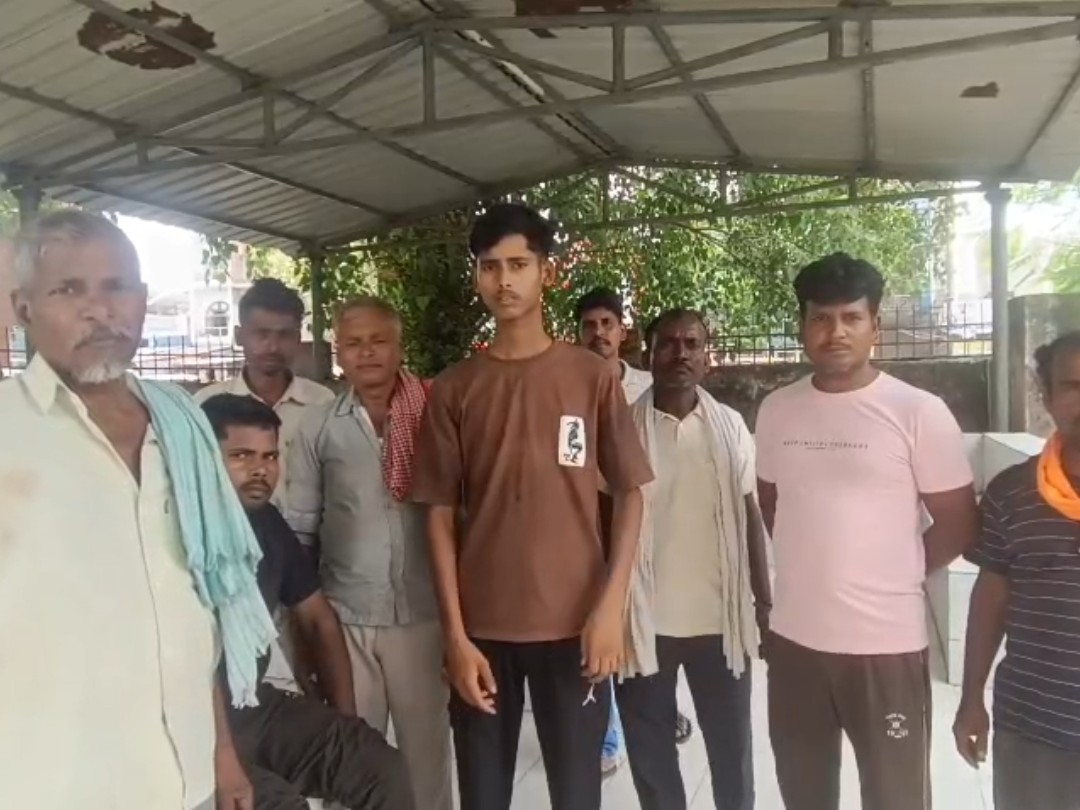 A young man who went to take a bath in a pond died by drowning