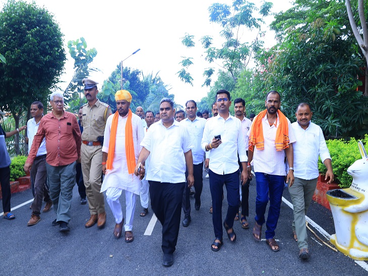 मुख्यमंत्री की यात्रा से पहले तैयारियों का जायजा लेते सहकारिता मंत्री गौतम दक